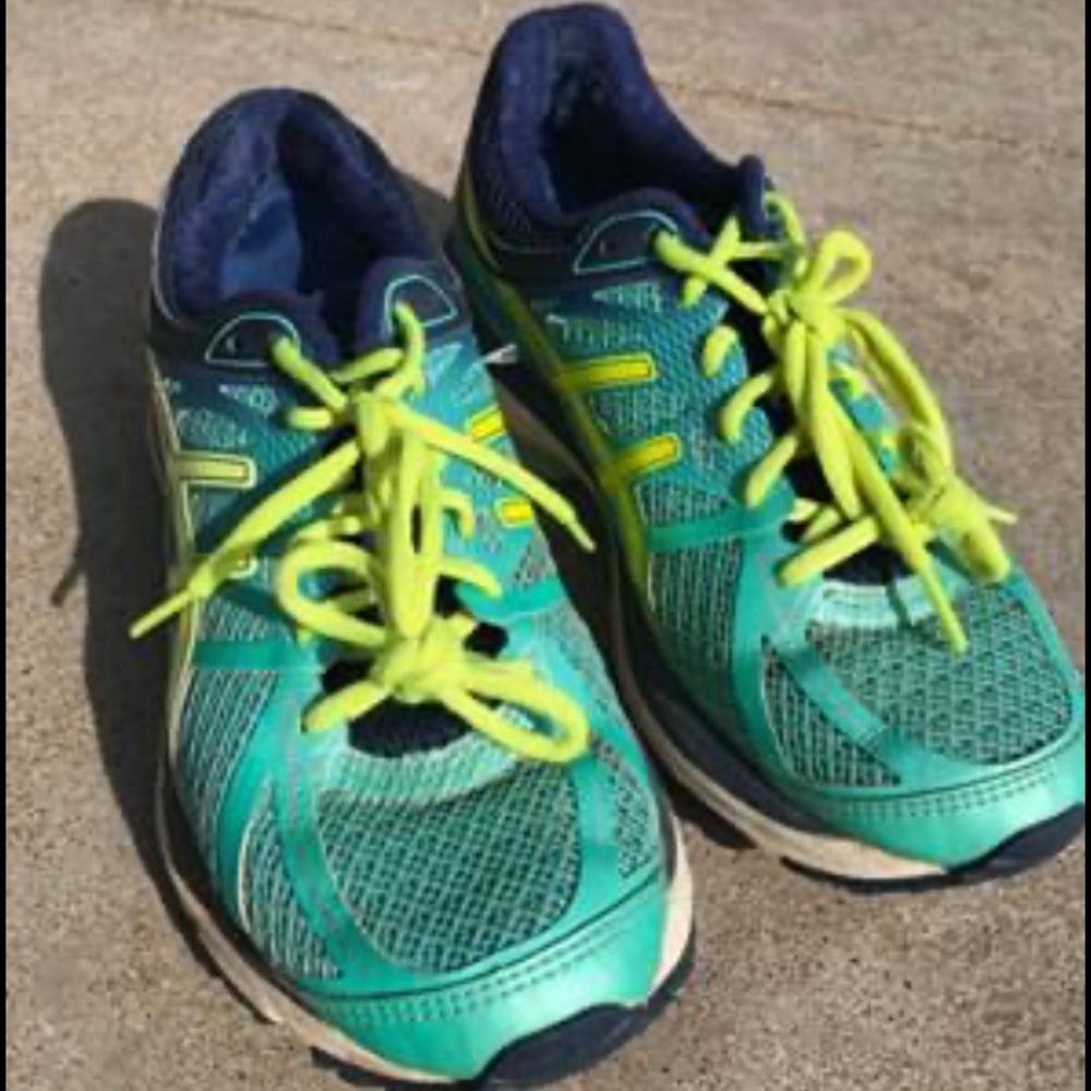Asics cumulus women’s running shoe